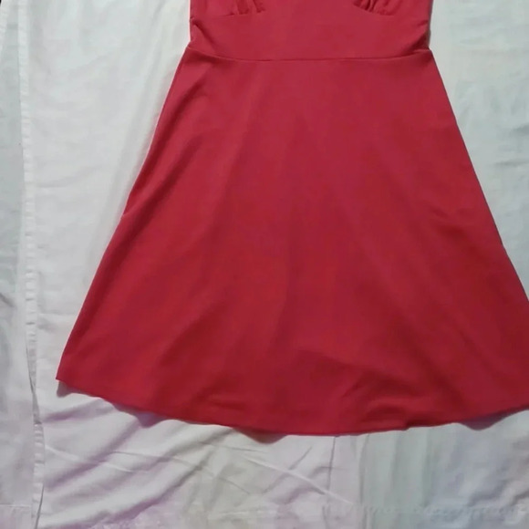 Zara Pink v-neck dress - Picture 4 of 9